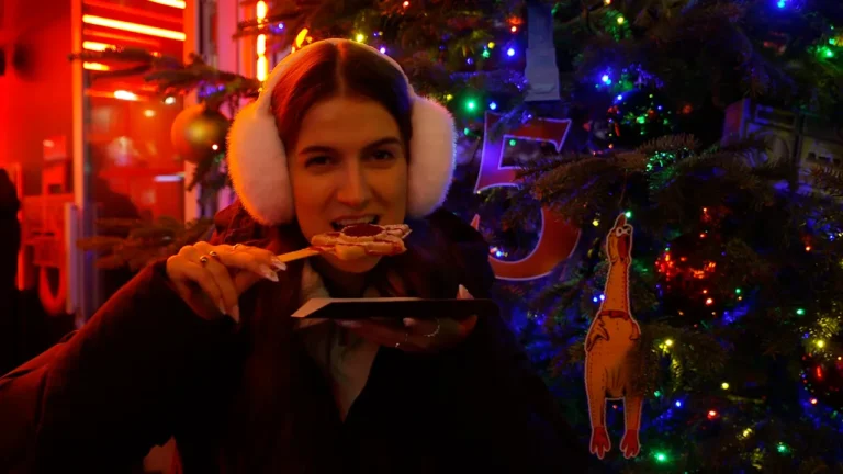 stranger things weihnachtsmarkt berlin